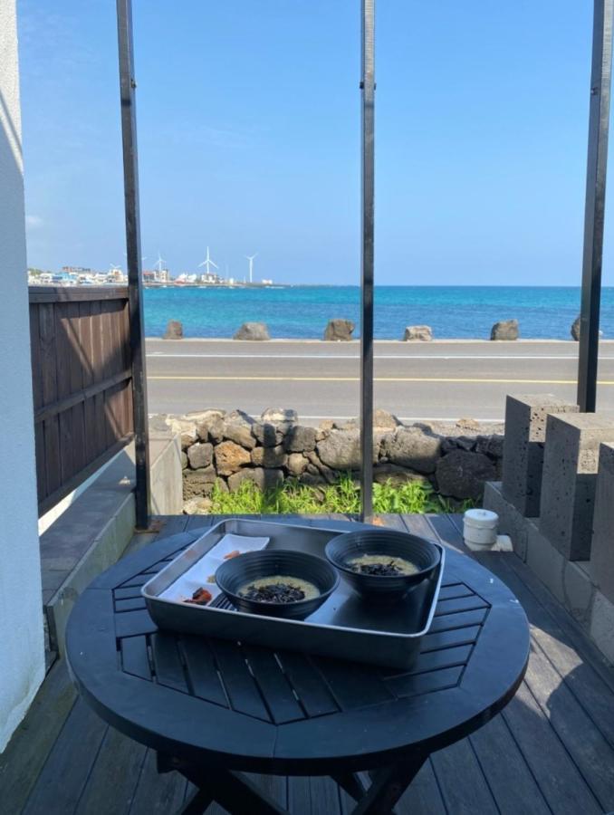 Aqua Beautique Poolvilla Jeju Eksteriør bilde