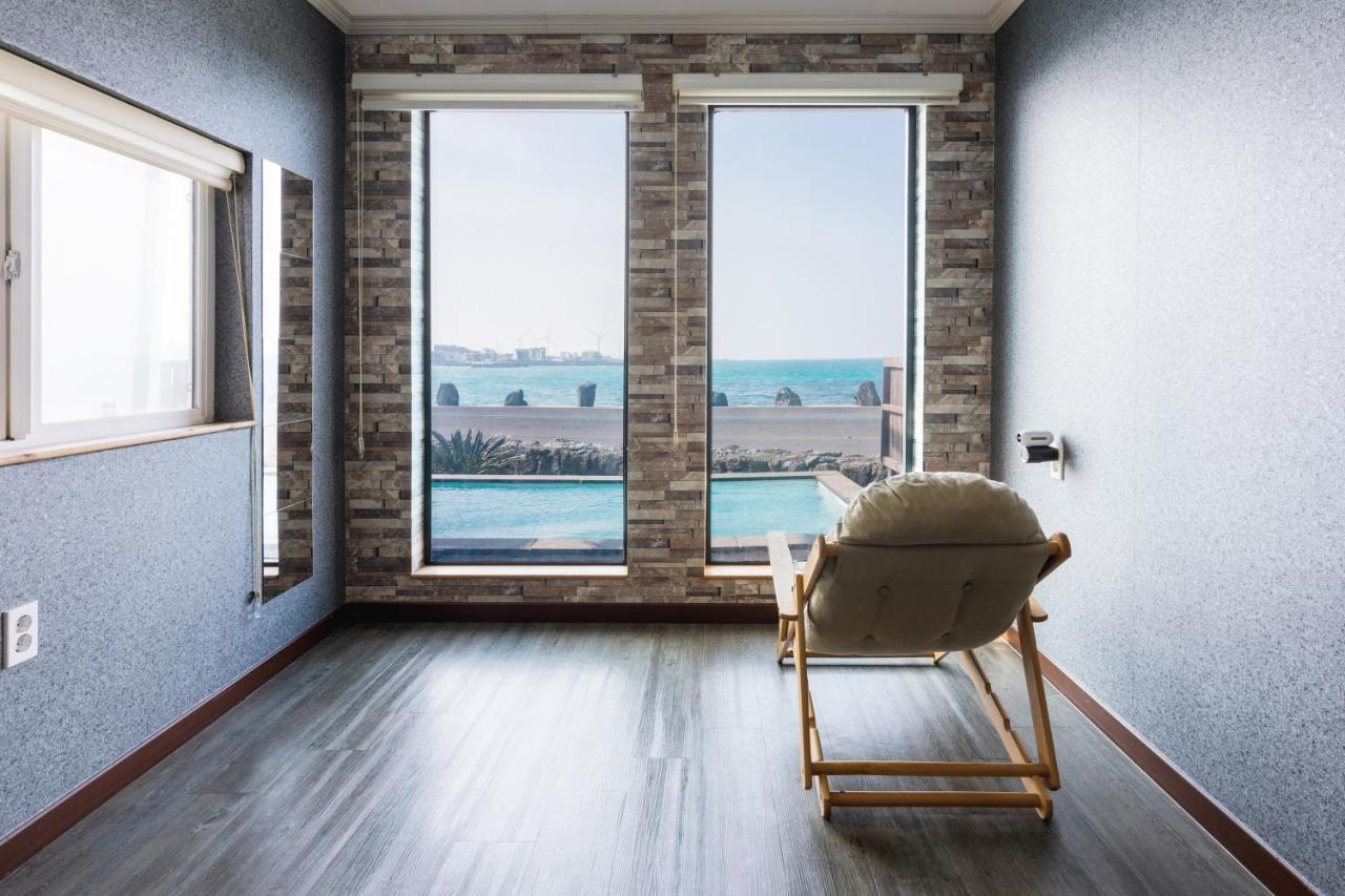 Aqua Beautique Poolvilla Jeju Eksteriør bilde