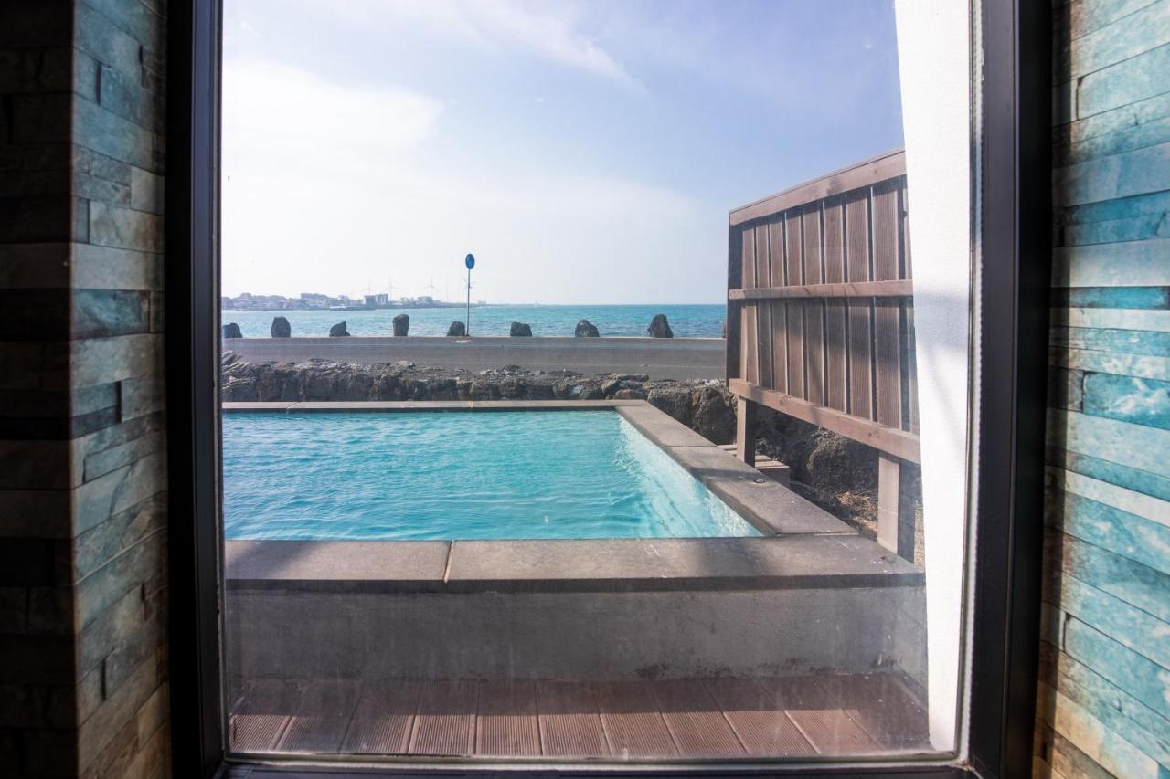 Aqua Beautique Poolvilla Jeju Eksteriør bilde